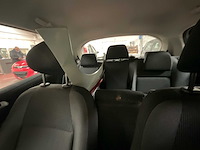 2011 peugeot 207 schadewagen voor onderdelen - afbeelding 11 van  14