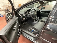 2011 peugeot 207 schadewagen voor onderdelen - afbeelding 8 van  14
