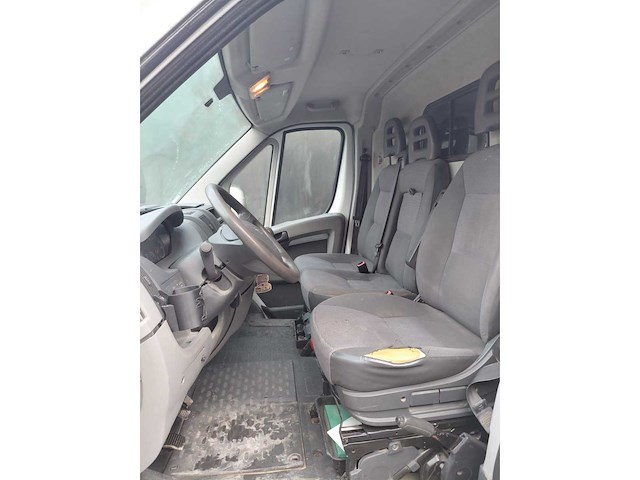 2011 peugeot boxer lichte vrachtwagen - afbeelding 3 van  32