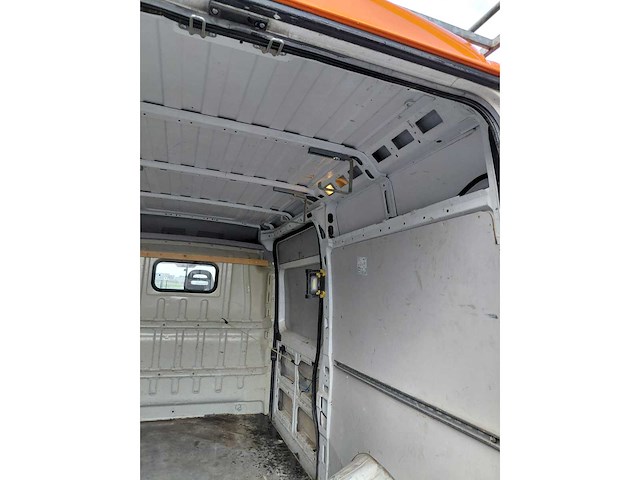 2011 peugeot boxer lichte vrachtwagen - afbeelding 9 van  32