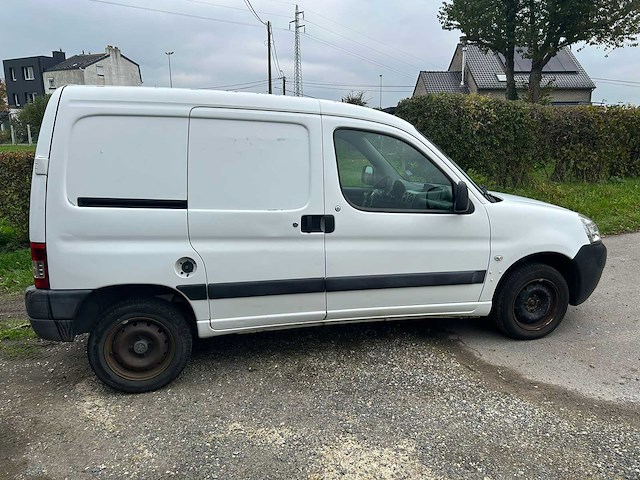 2011 peugeot partner bedrijfswagenbus - afbeelding 1 van  18