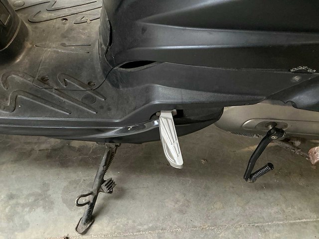 2011 peugeot tweet 50 rs scooter - afbeelding 3 van  24