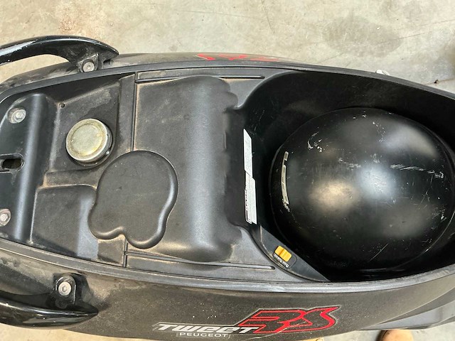 2011 peugeot tweet 50 rs scooter - afbeelding 10 van  24