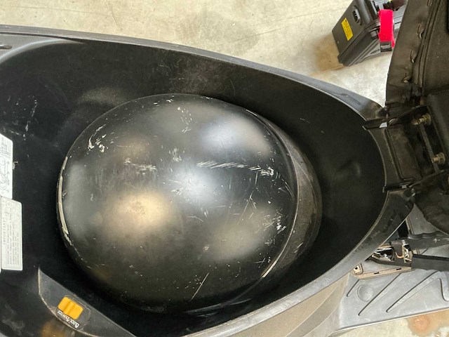 2011 peugeot tweet 50 rs scooter - afbeelding 11 van  24