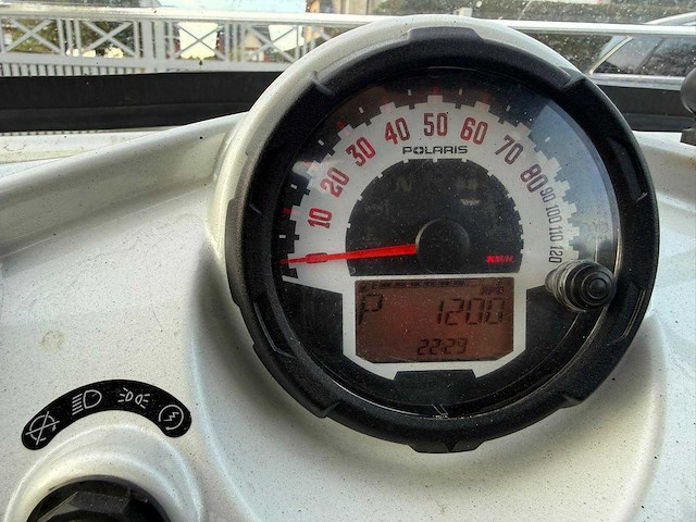 2011 polaris rzr 800 e l7e utv - gekeurd - afbeelding 12 van  13