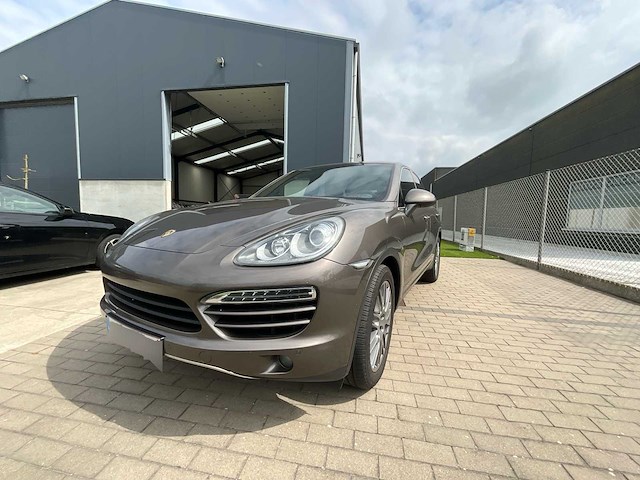 2011 porsche cayenne 92a personenauto - afbeelding 1 van  44