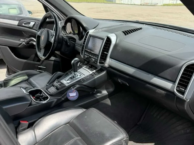 2011 porsche cayenne 92a - afbeelding 9 van  37