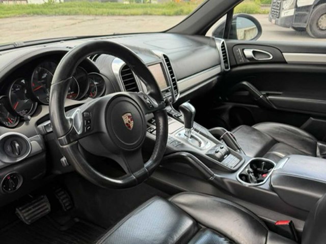 2011 porsche cayenne 92a - afbeelding 3 van  37