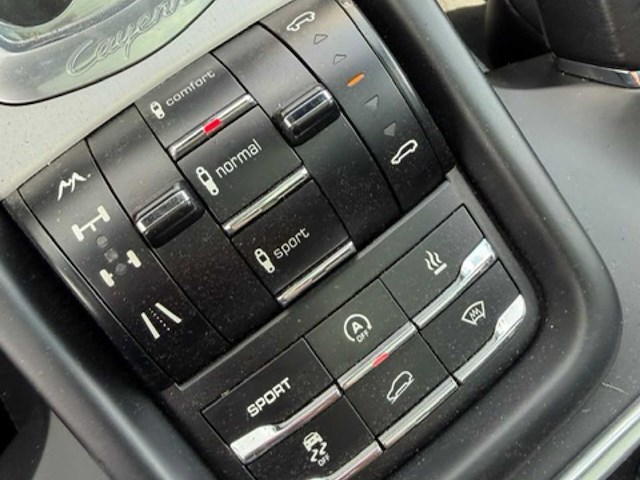 2011 porsche cayenne 92a - afbeelding 7 van  37