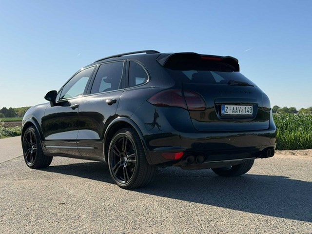 2011 porsche cayenne 92a - afbeelding 23 van  37