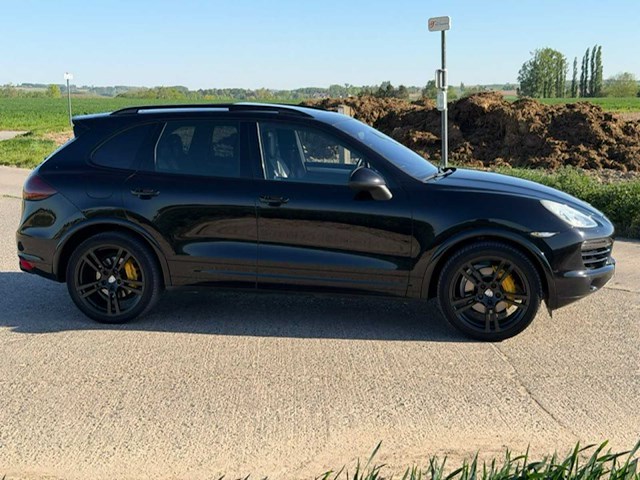 2011 porsche cayenne 92a - afbeelding 35 van  37