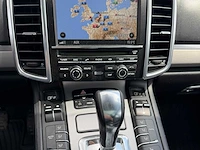 2011 porsche cayenne 92a - afbeelding 16 van  37