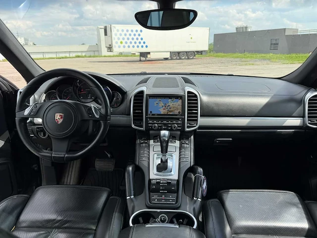 2011 porsche cayenne 92a - afbeelding 20 van  37