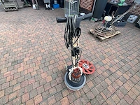 2011 raimondi maxititina vloerreinigings- en polijstmachine - afbeelding 2 van  4
