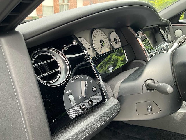 2011 rolls royce ghost personenauto - afbeelding 27 van  57