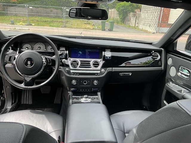 2011 rolls royce ghost personenauto - afbeelding 32 van  57