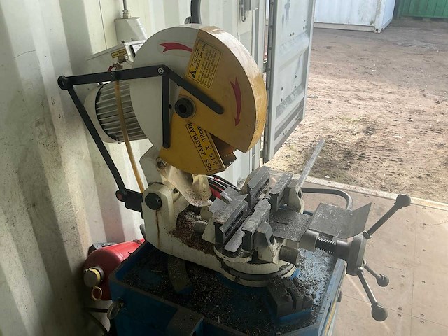 2011 rxtc-20dbx zeecontainer / werfcontainer 20 ft met metaalbewerkingsmachines - afbeelding 11 van  34