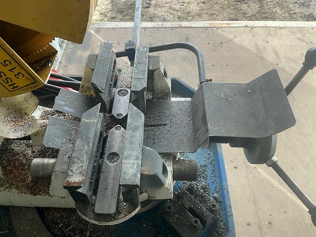 2011 rxtc-20dbx zeecontainer / werfcontainer 20 ft met metaalbewerkingsmachines - afbeelding 13 van  34