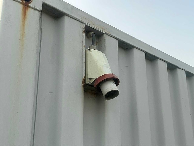 2011 rxtc-20dbx zeecontainer / werfcontainer 20 ft met metaalbewerkingsmachines - afbeelding 29 van  34