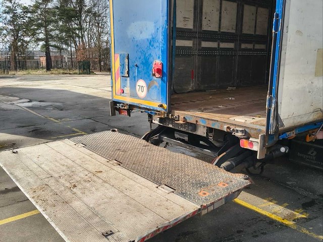 2011 scania r480 - 6x2 bakwagen met laadklep - afbeelding 3 van  20