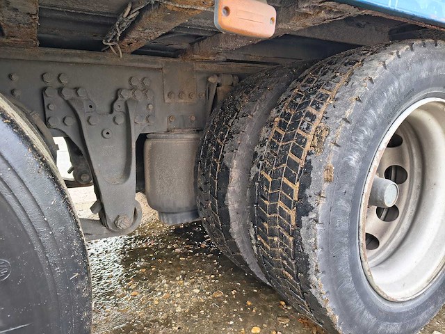 2011 scania r480 - 6x2 bakwagen met laadklep - afbeelding 3 van  20