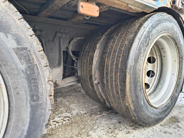 2011 scania r480 - 6x2 bakwagen met laadklep - afbeelding 1 van  5