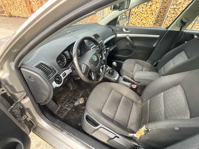 2011 skoda octavia - afbeelding 38 van  38