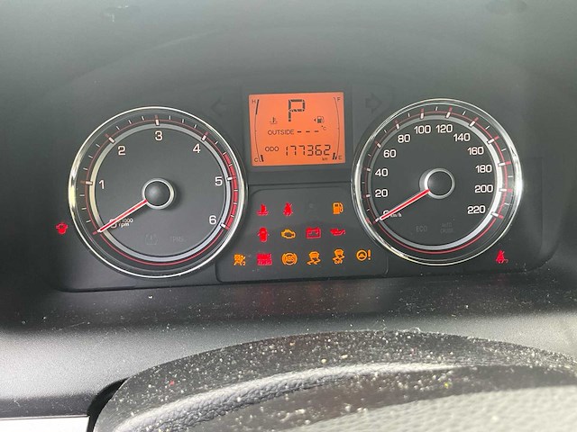 2011 ssangyong korando personenauto - afbeelding 3 van  9