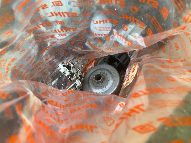 2011 stihl ms 261/c kettingzaag - afbeelding 5 van  8