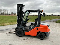 2011 toyota 02-8fdf30 vorkheftruck - afbeelding 50 van  53