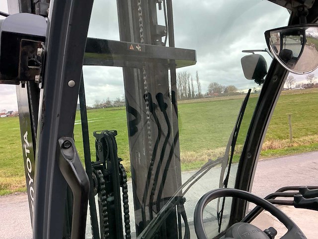 2011 toyota 02-8fdf30 vorkheftruck - afbeelding 11 van  53