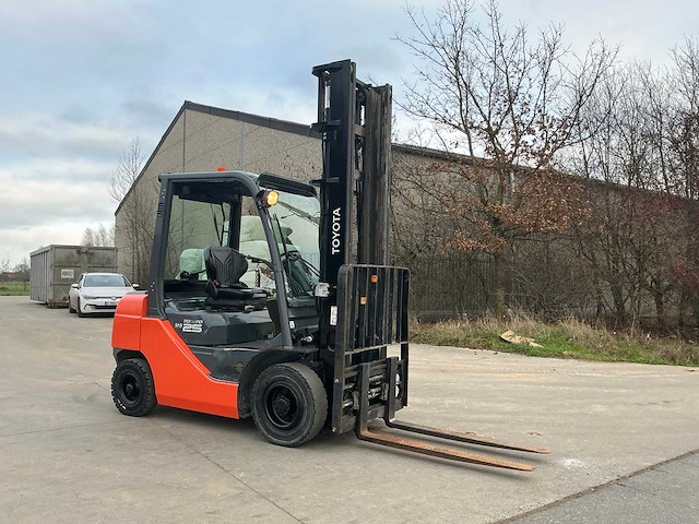 2011 toyota 8fdf25 vorkheftruck - afbeelding 41 van  41