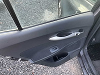 2011 toyota auris personenauto - afbeelding 15 van  31