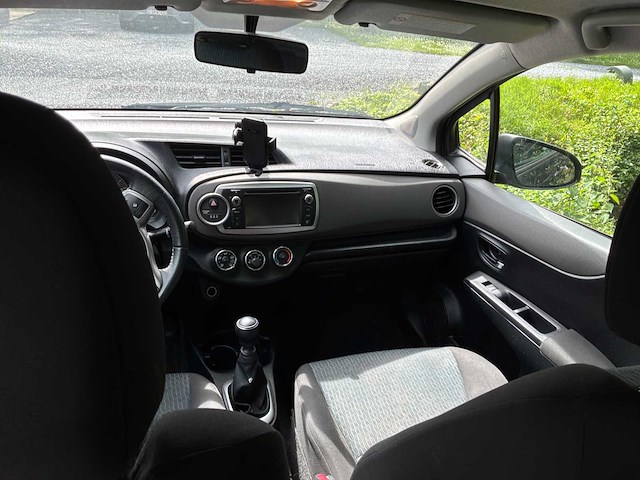 2011 toyota yaris auto - afbeelding 10 van  26