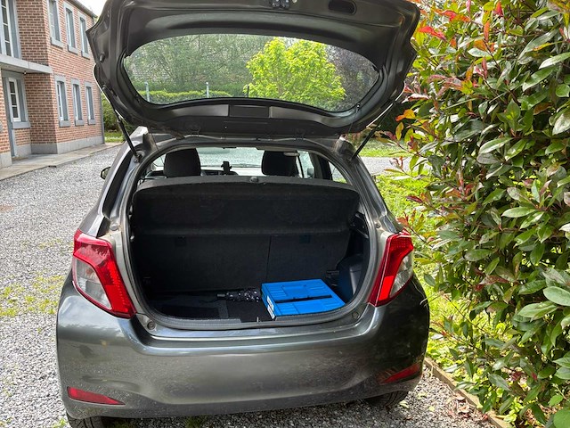 2011 toyota yaris auto - afbeelding 14 van  26