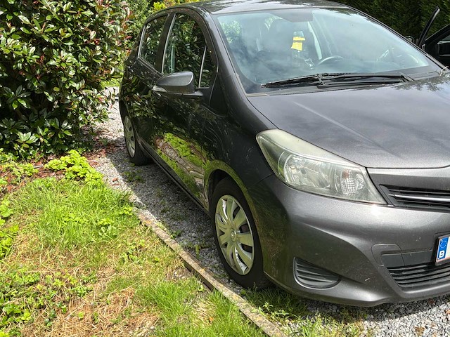 2011 toyota yaris auto - afbeelding 23 van  26