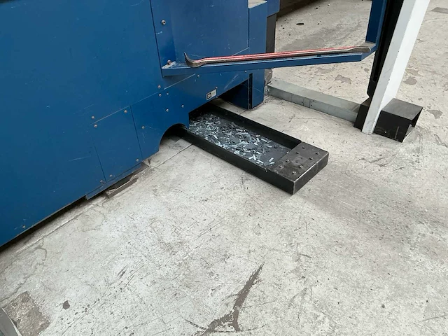 2011 trumpf trulaser 3030 lasersnijmachine - afbeelding 6 van  14