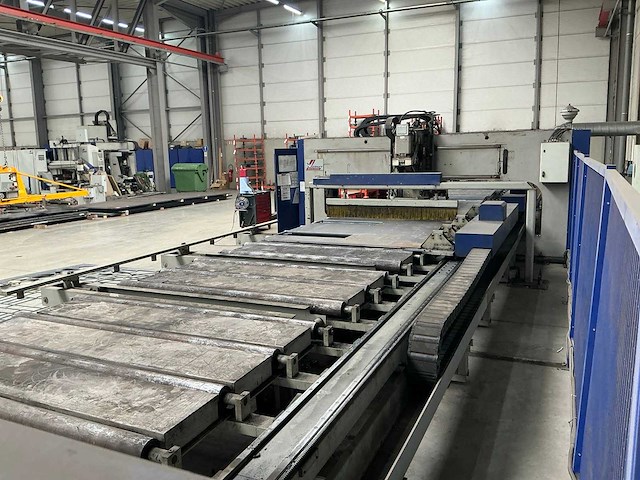 2011 vernet behringer mag b 2025 plasmasnijmachine + donaldson afzuiginstallatie - afbeelding 6 van  28