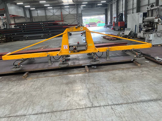 2011 vernet behringer mag b 2025 plasmasnijmachine + donaldson afzuiginstallatie - afbeelding 28 van  28