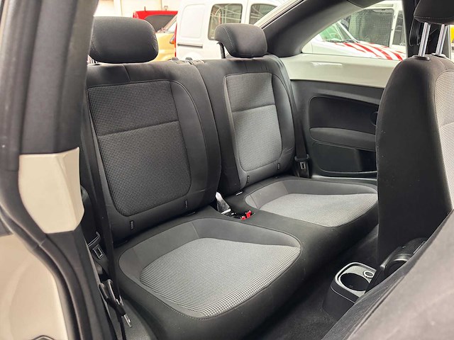 2011 volkswagen beetle benzine - afbeelding 13 van  25