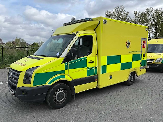 2011 volkswagen crafter ambulance - afbeelding 1 van  23