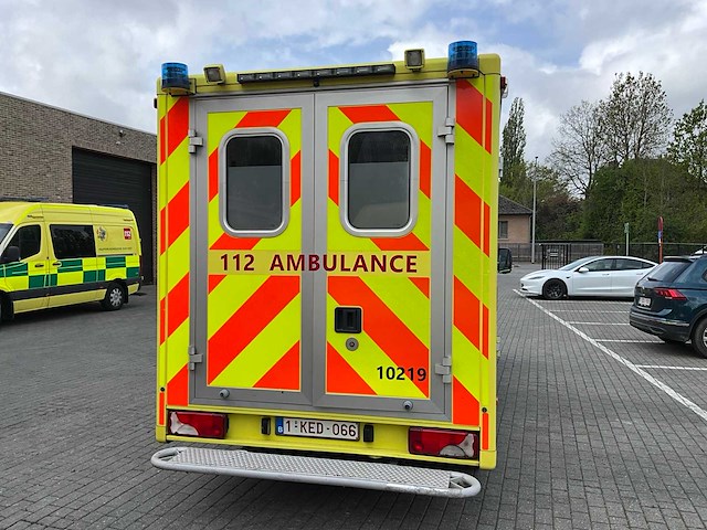2011 volkswagen crafter ambulance - afbeelding 20 van  23
