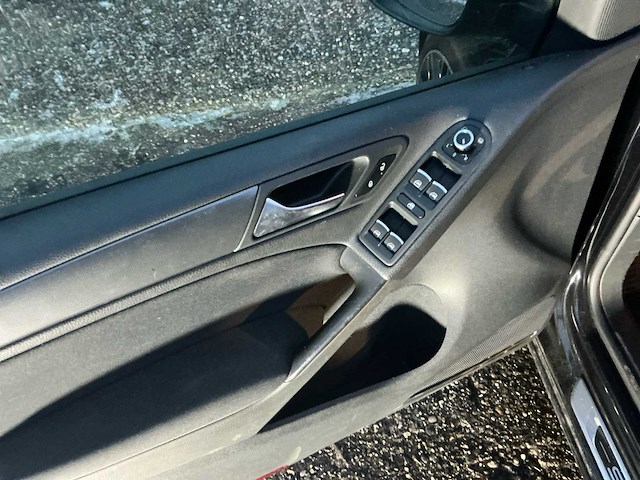 2011 volkswagen golf 6 personenauto - afbeelding 2 van  18