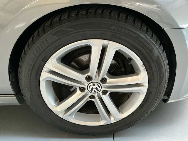 2011 volkswagen golf vi 1.6 cr tdi r line - afbeelding 37 van  52