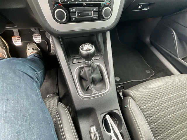 2011 volkswagen vw scirocco - afbeelding 19 van  45