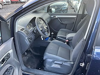 2011 volkswagen vw touran personenauto - afbeelding 17 van  30