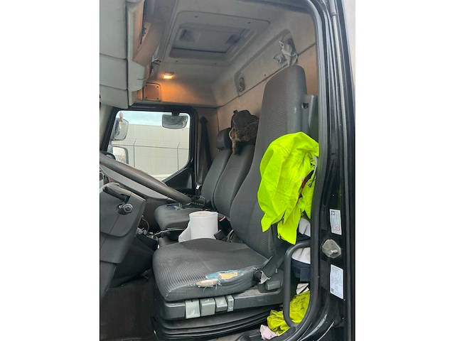 2011 volvo fl e5 vrachtwagen - afbeelding 32 van  33