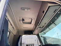 2011 volvo fm/fh 6x4r 9.0 vrachtwagen met kraan en containersysteem - afbeelding 54 van  59