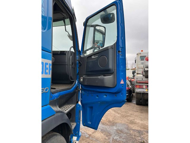 2011 volvo fmfh e5 vrachtwagen - afbeelding 14 van  47