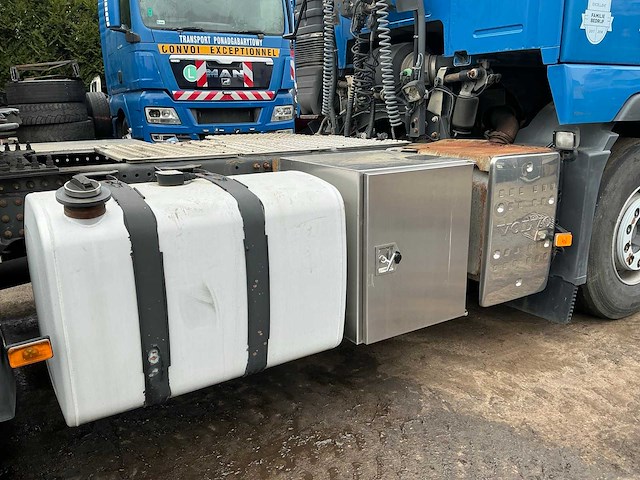 2011 volvo fmfh e5 vrachtwagen - afbeelding 32 van  47